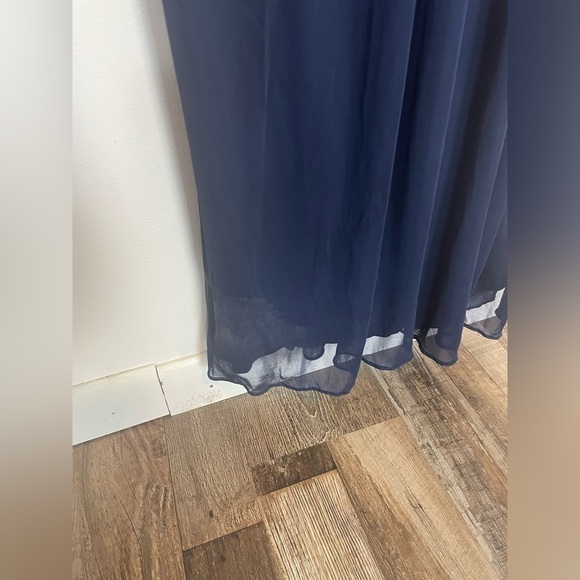 David’s Bridal Bridesmaid Dress Size 4 - Picture 5 of 6